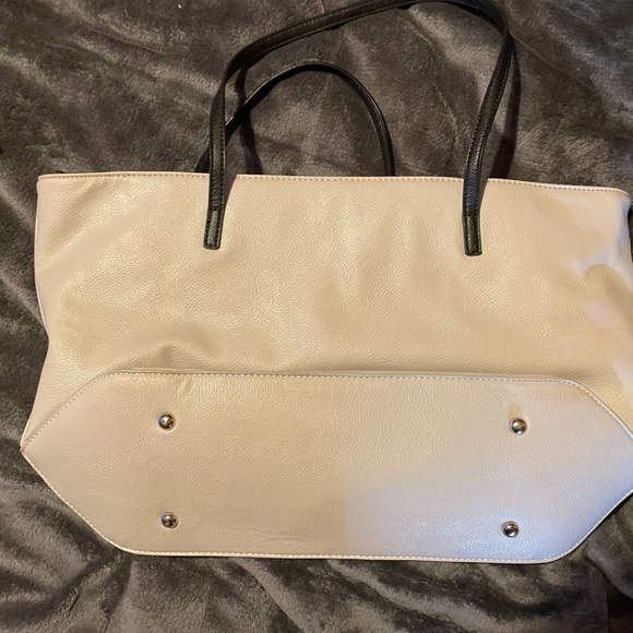 “Nine West”tote bag - Picture 2 of 3